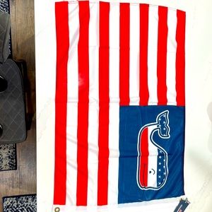 Vineyard Vines Flag